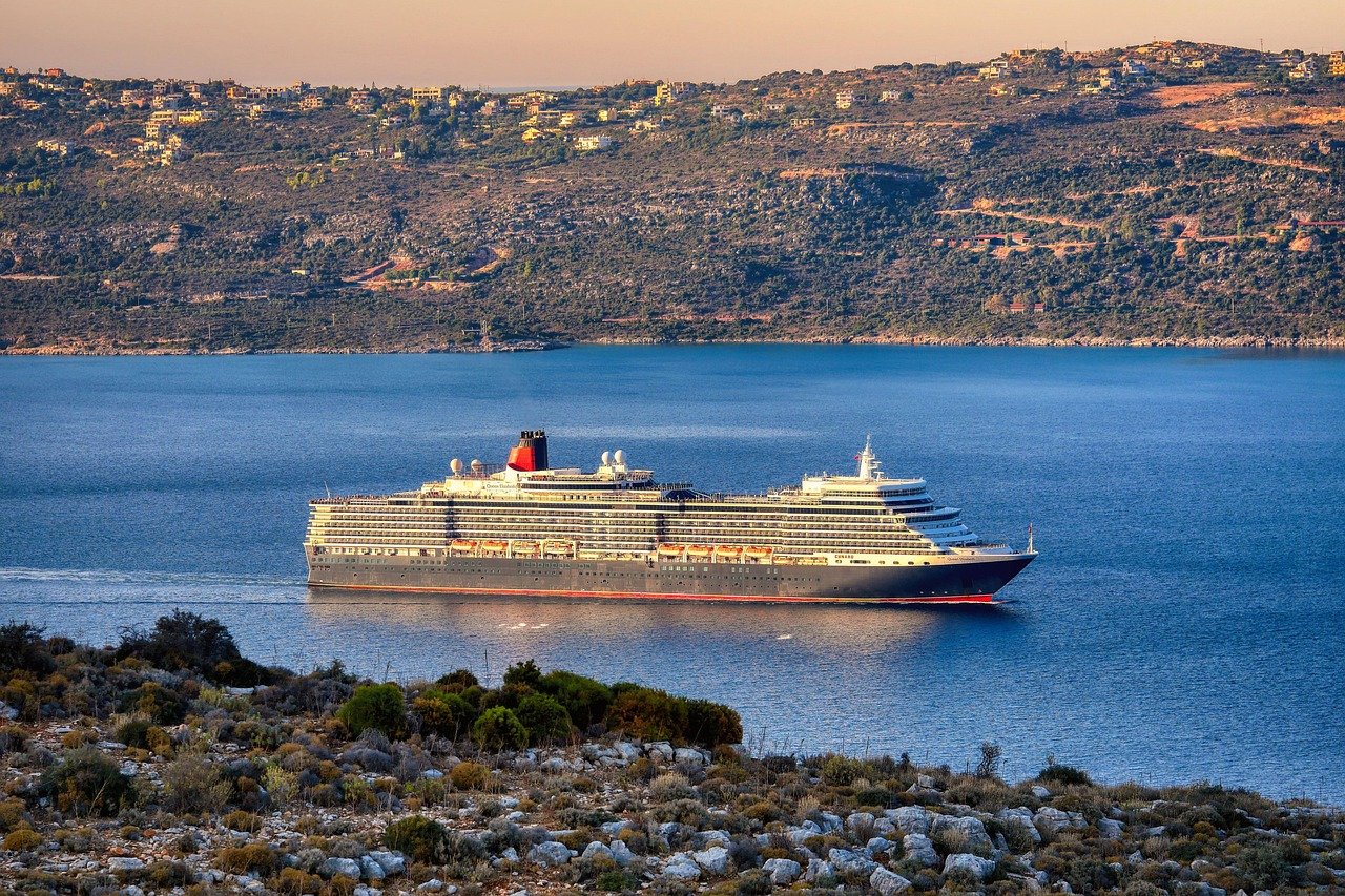 découvrez une croisière en catamaran inoubliable en crète, explorez des plages paradisiaques, eaux cristallines et paysages époustouflants.